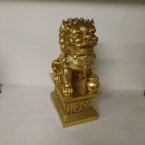 Resin Lion Decor Home Furnishings Ornament